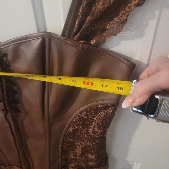 Brown steam punk corset - Picture 5 of 8